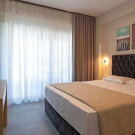 Astra Luxury 3* Sarti