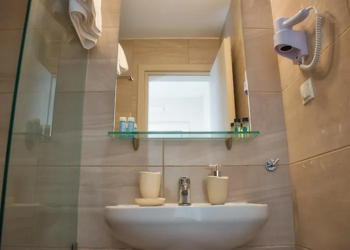 Astra Luxury Aparthotel