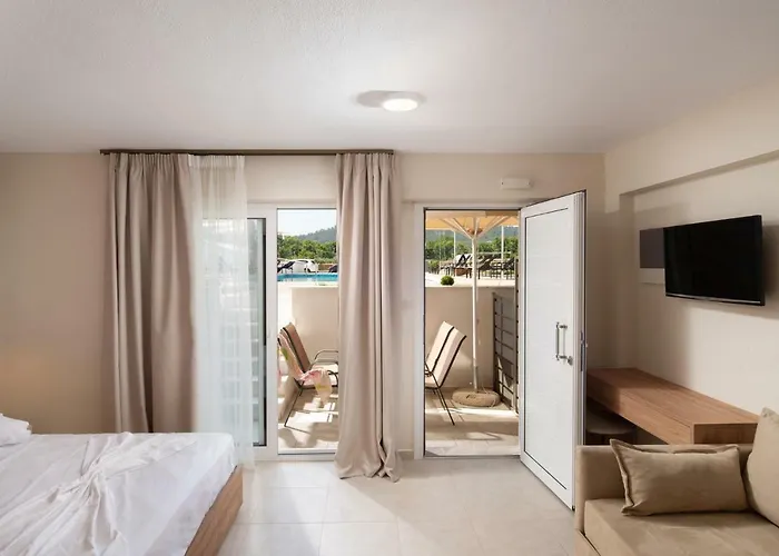 Aparthotel Astra Luxury 3*