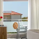 Aparthotel Astra Luxury Sarti
