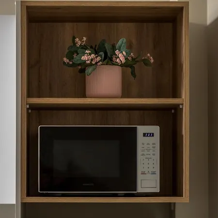 Astra Luxury アパートホテル サルティ