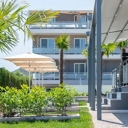 Astra Luxury 2* Sarti