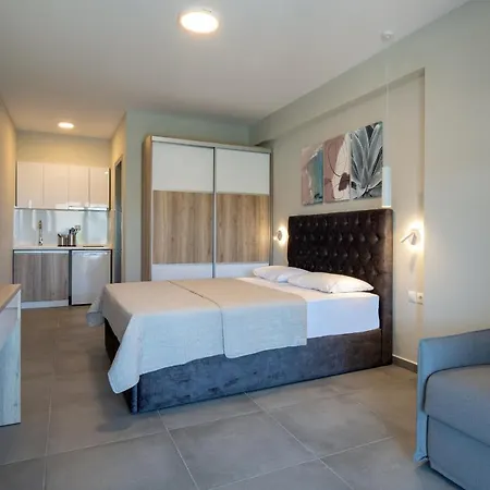 アパートホテル Astra Luxury 3*