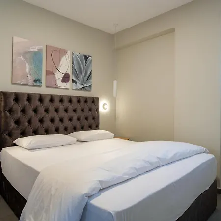 Astra Luxury Aparthotel