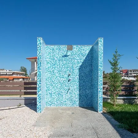 Astra Luxury サルティ