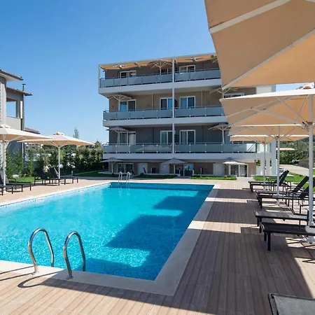 Astra Luxury Aparthotel